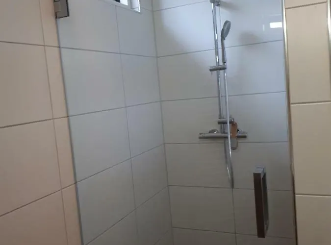 Aan De Kwakel شقة Maasland